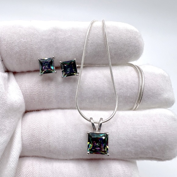 .925 Sterling Silver Rainbow Topaz Cz Necklace & Earring Set - Picture 11 of 16